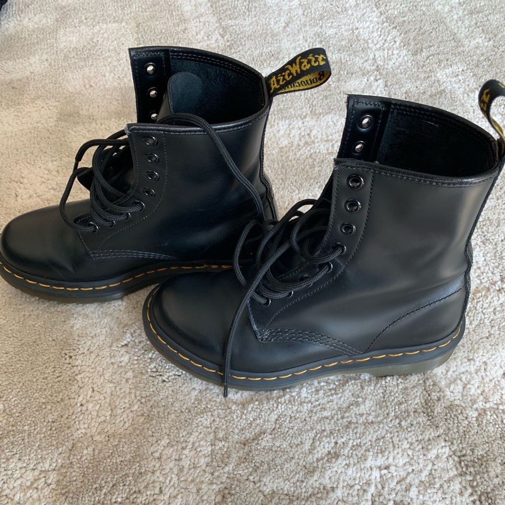 Dr. Marten 1460 Black Combat Boots
